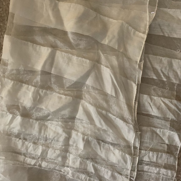 2 shawls; white with beads and chocolate brown - Picture 2 of 3